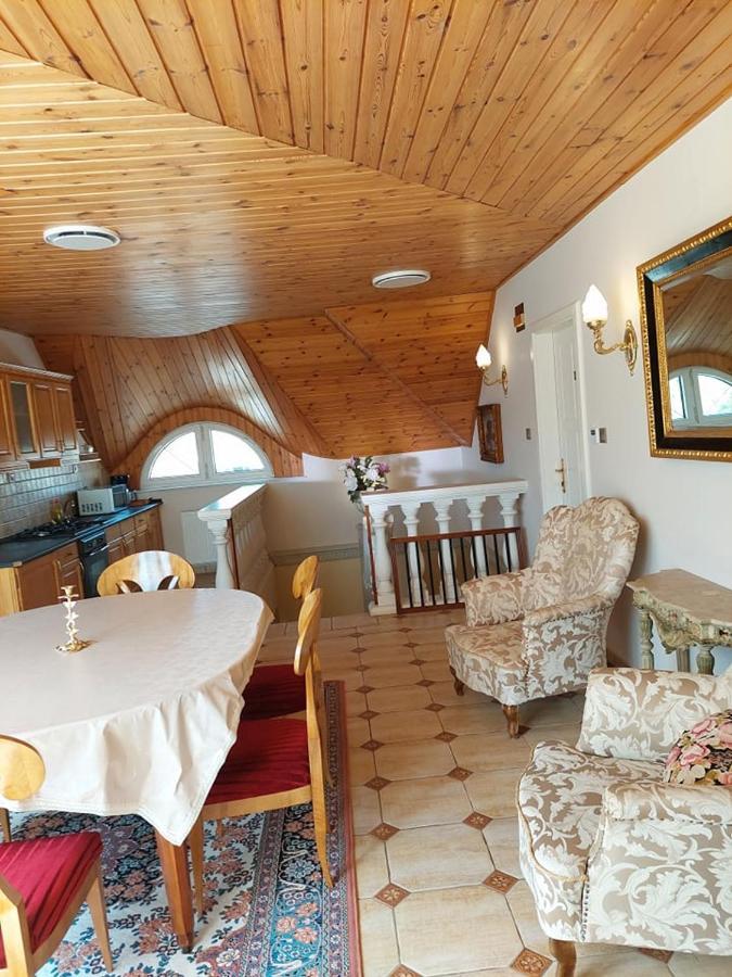 Gombos Apartman Apartment Hajduszoboszlo Luaran gambar